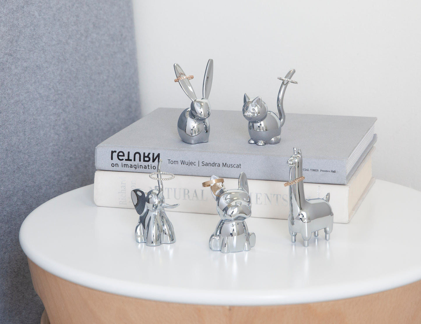 ズーラ リングピアス ホルダー
