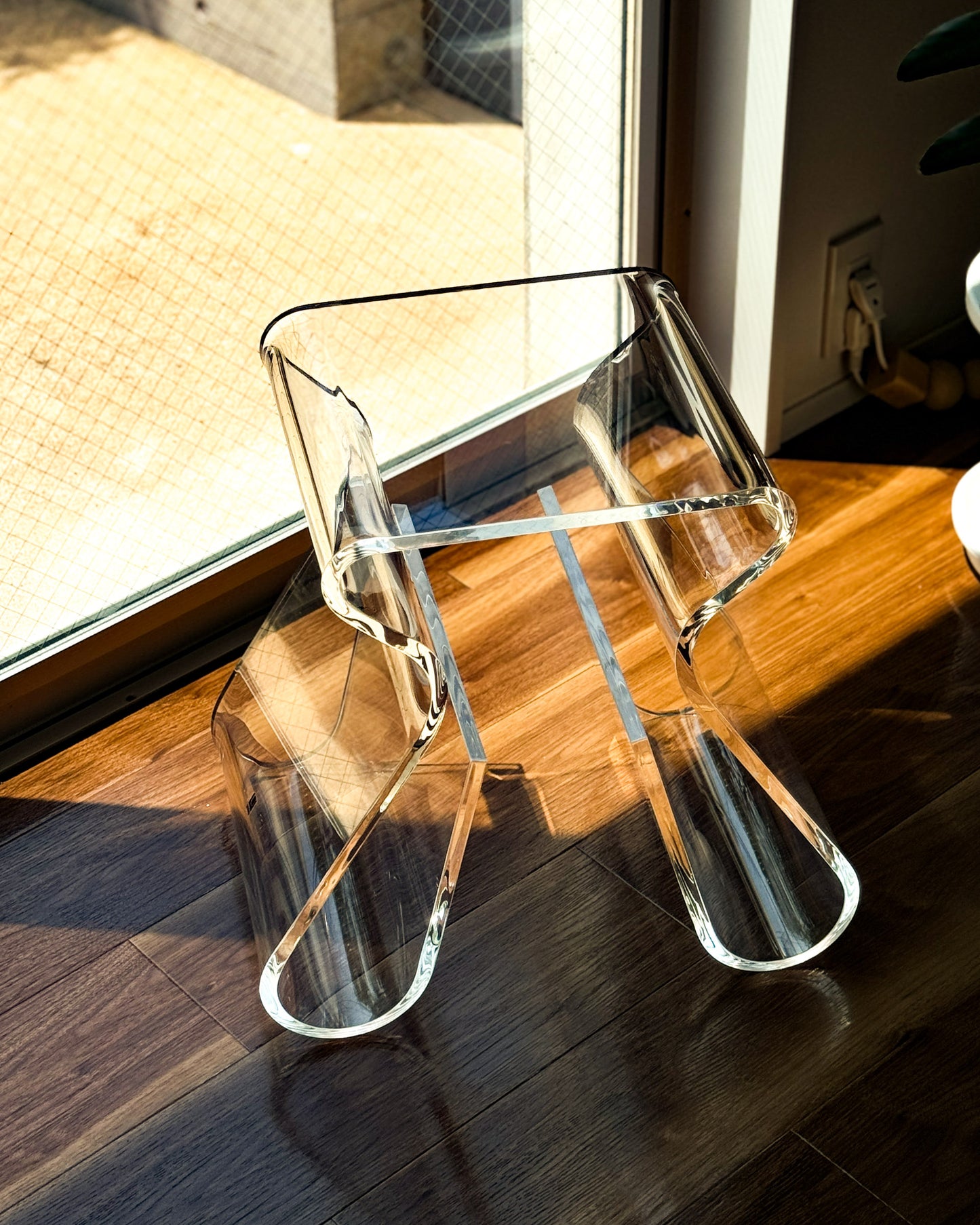 マジノ スツール/マガジンラック